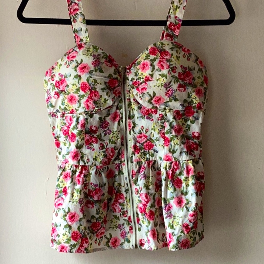 BUSTIER STYLE ZIP SUMMER TOP